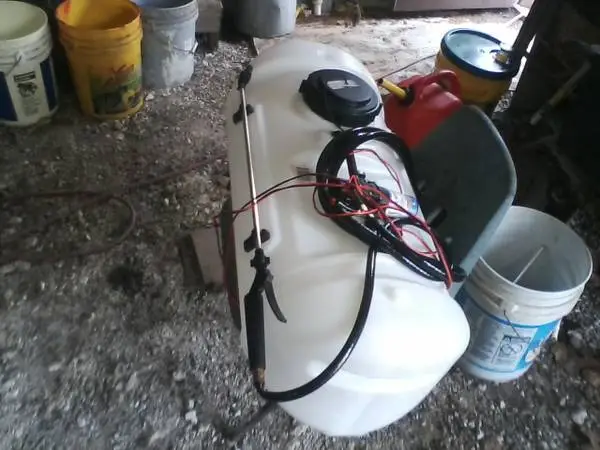 ALL PURPOSE 20 GALLON SPRAYER