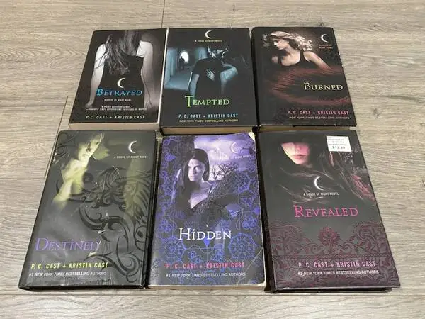 A HOUSE OF NIGHT SERIES by P. C. Cast Plus!  HIDDEN ~ DESTINED