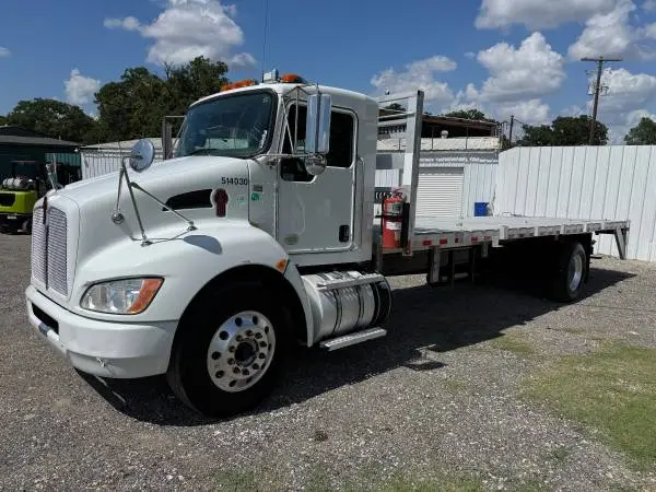 2014 KENWORTH T370 FLATBED
