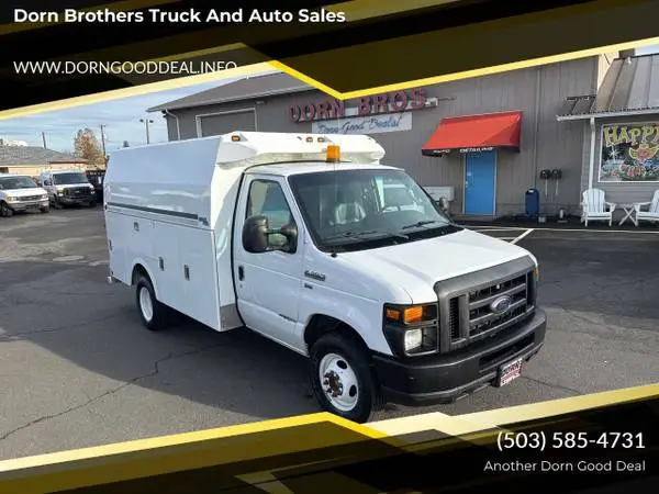 2010 Ford E-350 Utility Van
