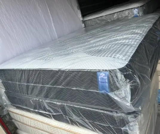 New and good quality queen and king size mattresses.Free delivery!!