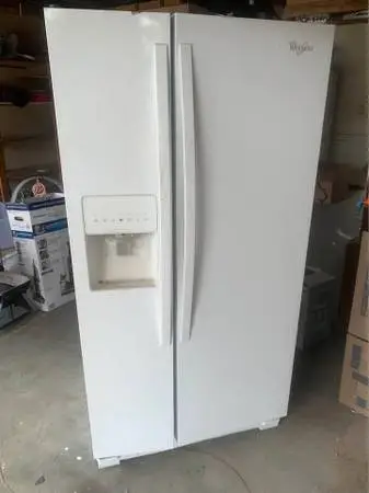 WHIRLPOOL REFRIGERATOR