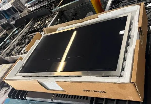 GAGGENAU VARIO 400 SERIES INDUCTION COOKTOP