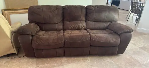 Reclining couches brown