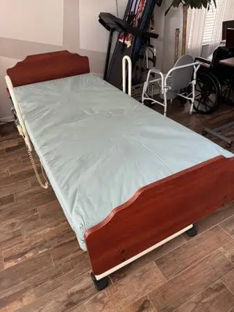 Used Medical Bed - Adjustable Invacare Carroll CS Series CS3