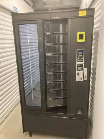 Vending Machine, Crane National Shoppertron 431, Black, 760Lbs 38W 72
