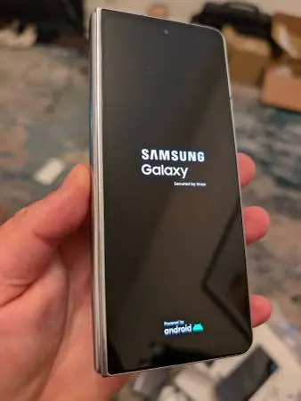 Sim Unlocked Samsung galaxy Z Fold 5 256gb