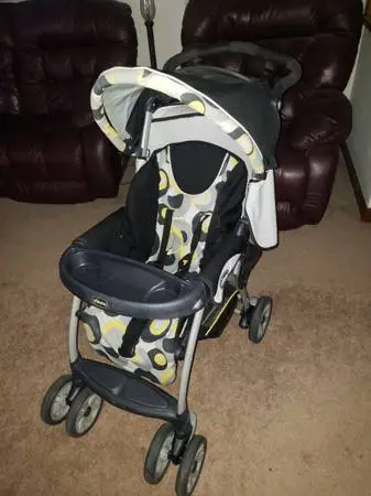 Like New Child Stroller.100 % Clean.Its Really Nice Works Perfect