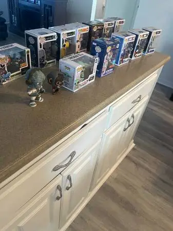 11 Funko Pop Marvel, DC, Star Wars, Avengers, etc
