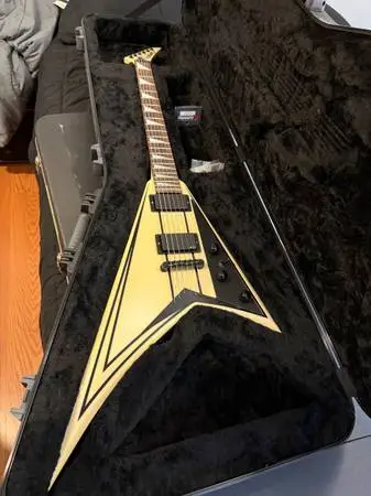 2006 MIJ Jackson RR5 Rhoads