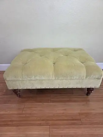 Beautiful Ethan Allen Tufted Ottoman / Coffe Table - Chartreuse Green