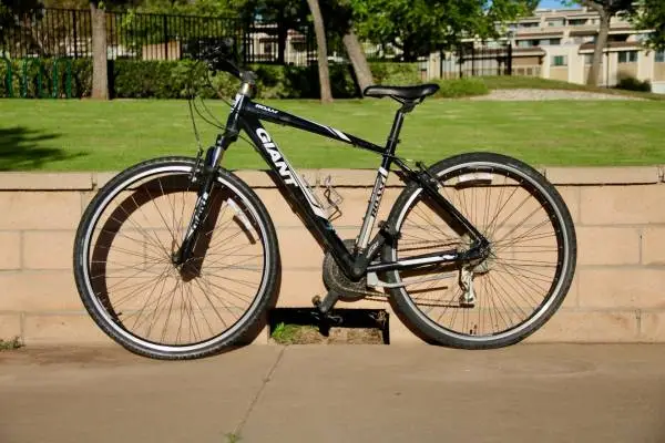 Giant 700c/29er New seat Ready for Trails
