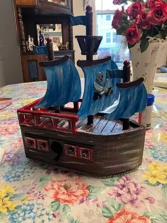 BIRD HOUSES TO PAINT OR COMMISSIONED TO PAINT