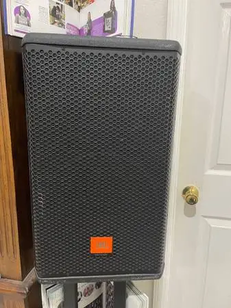 JBL speaker