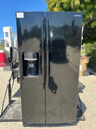 Warranty/free delivery 36 inch Samsung side-by-side fridge