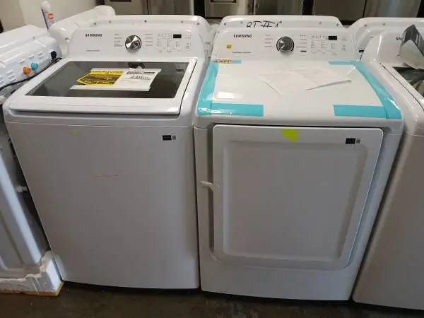 New ! Samsung white washer and gas dryer
