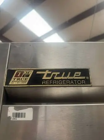 True Commerical Double door refrigerator