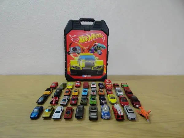 40 cars and case All for $25.00