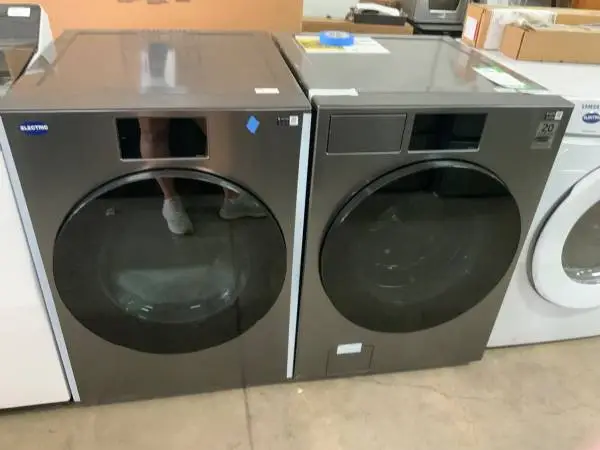 **SAMSUNG BESPOKE STEEL FRONT LOAD, ELECTRIC WASHER DRYER SET**ON SALE