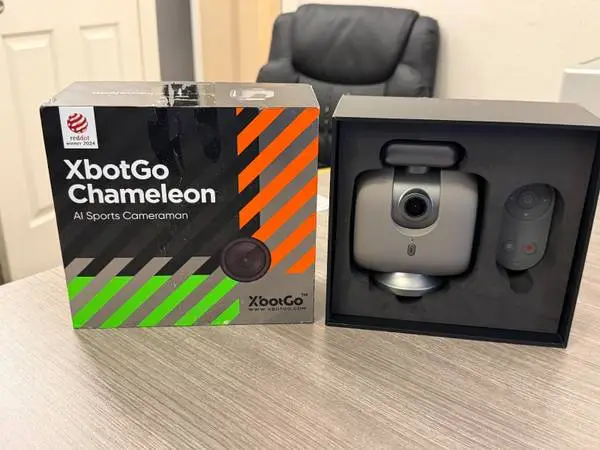 XbotGo Chameleon AI Sports Cameraman Camera w/ Remote, Green/Black