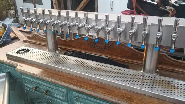 Beer system with 15 lines and power pack pump commercial restaurant ba