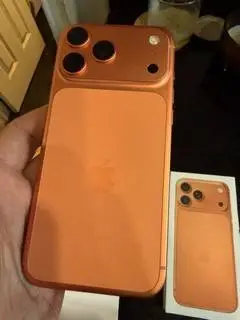 Mint iPhone 17 Pro Max Orange Unlocked
