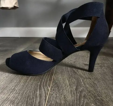 Arbella NEW womens shoes, 2 heels, Sz 9.5
