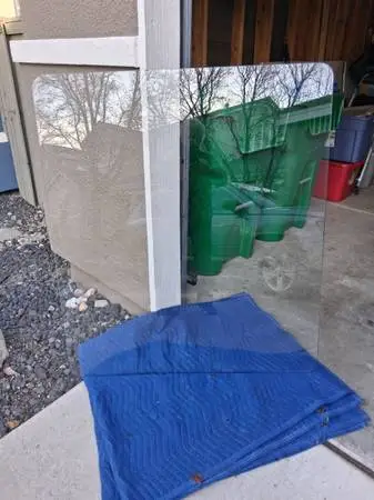 1 High-end Large Glass Chair Mat