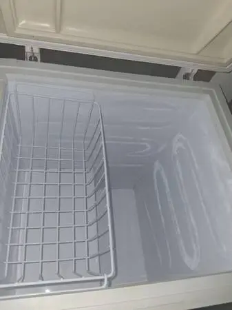 5 CF CHEST FREEZER