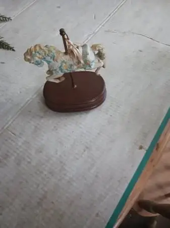 MUSICAL CAROUSEL