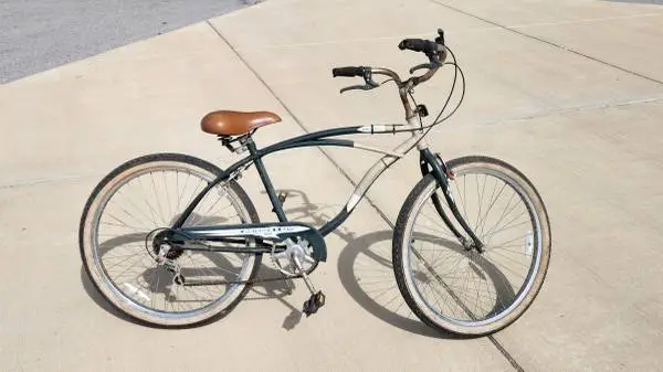 Vintage Huffy Causeway Cruiser Bicycle