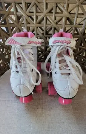 Size 4 Girls Roller Skates