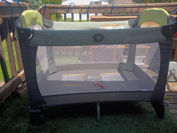 Graco pack and play