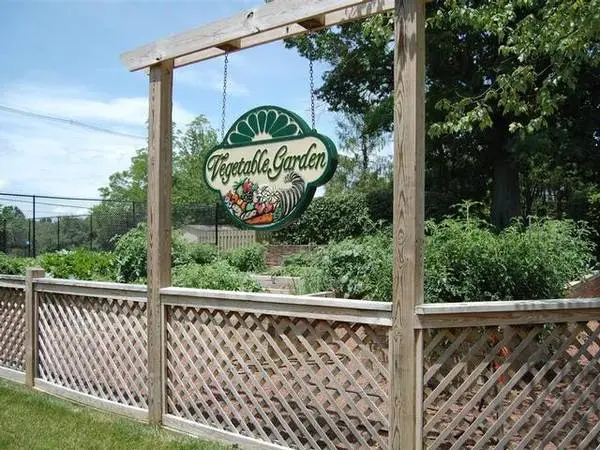 We Are A Non-Smoking Community!, Central Heat/Air, Tennis Courts