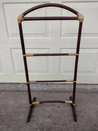 Rattan Butler stand/towel rail rack/valet stand