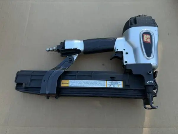 Crown Stapler for Roofing, Insullation, etc.  GripRite GRTS1200