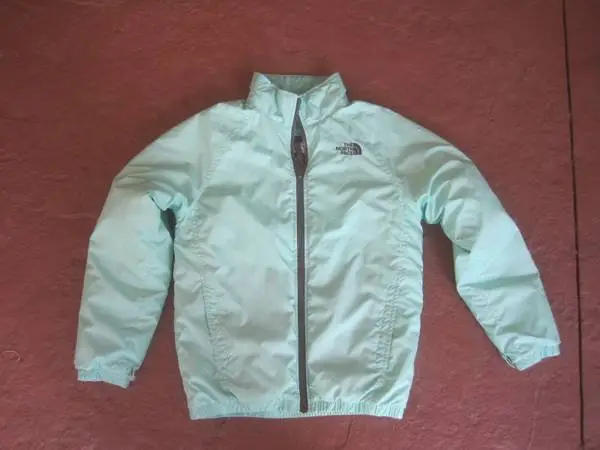 North Face Jacket - Girls Medium (10/12)