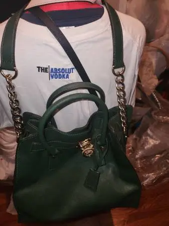 Michael Kors Traveler Messenger Green Handbag Purse W/ MATCHING WALLET