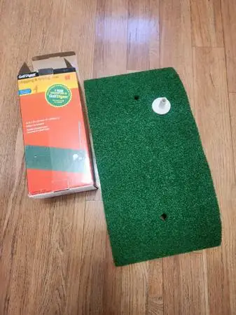 Golf Chipping and Driving Mat - New