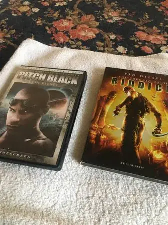 (2) dvds vin Diesel