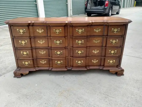 Vintage Georgian Style Mahogany Dresser