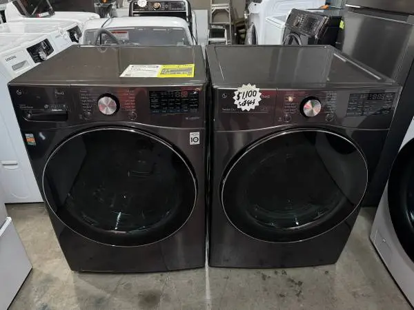 LG Washer And Gas Dryer Set