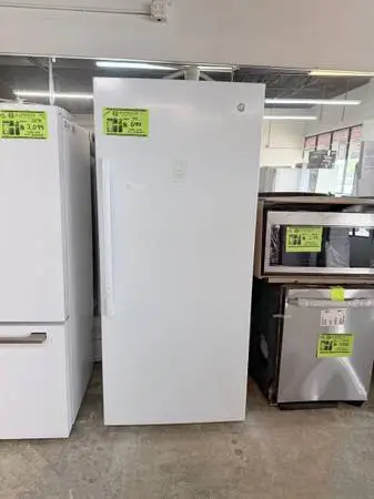 LARGE UPRIGHT FREEZER WHITE IN STOCK