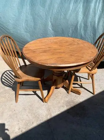 Oak Table with 3 chairs