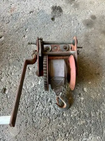 Fulton Hand Crank Boat Winch
