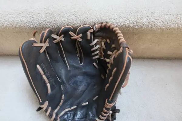 Wilson Used A730 LHT 12 Baseball Glove ECCO Leather