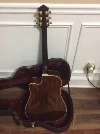 Guild DCE5 Acoustic