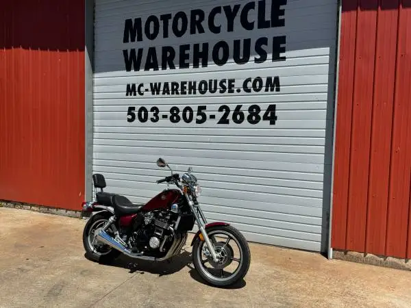 1985 Yamaha Maxim 700 Cruiser - VERY clean - V star