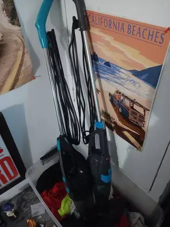 2 NEW VACUMNS