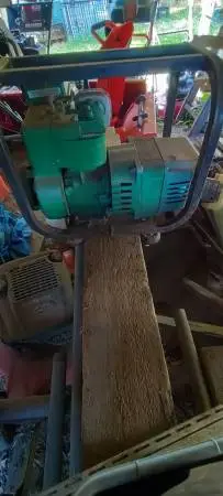 110 generator with 5 horse Briggs & Stratton motor